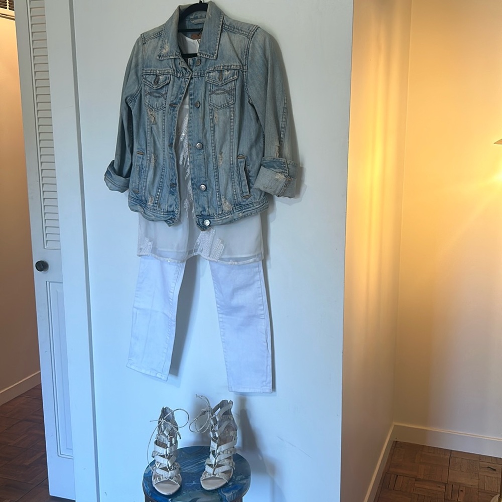 WHOLE OUTFIT